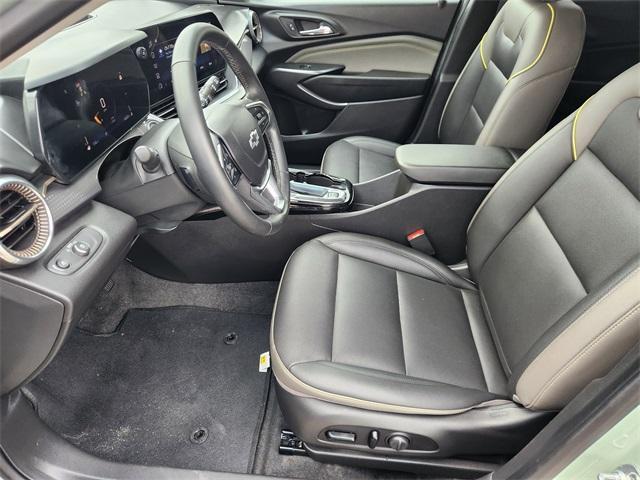 used 2025 Chevrolet Trax car, priced at $23,494
