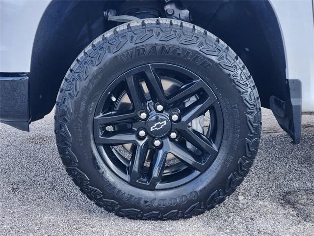 used 2024 Chevrolet Silverado 1500 car, priced at $38,397