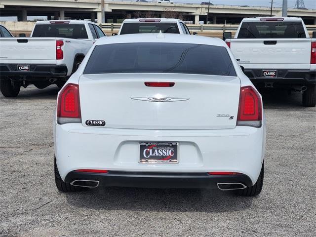 used 2019 Chrysler 300 car, priced at $15,992