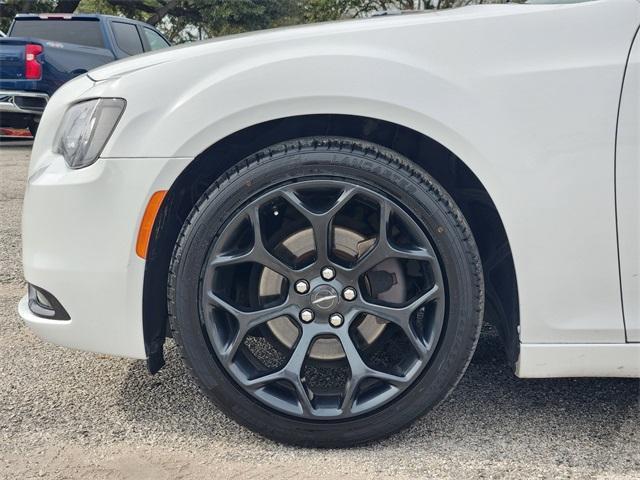 used 2019 Chrysler 300 car, priced at $15,992