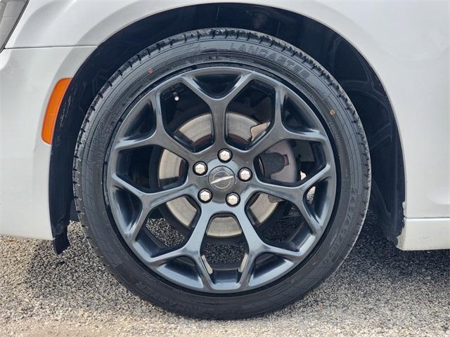 used 2019 Chrysler 300 car, priced at $15,992
