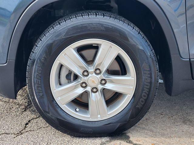used 2022 Chevrolet Trax car, priced at $16,516