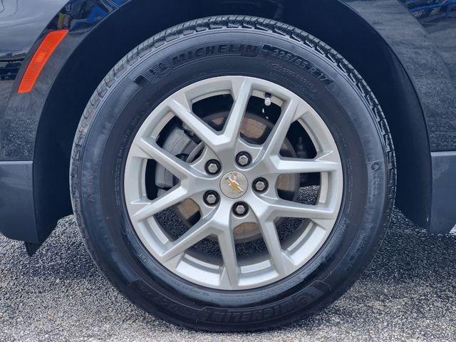 used 2024 Chevrolet Equinox car, priced at $23,492