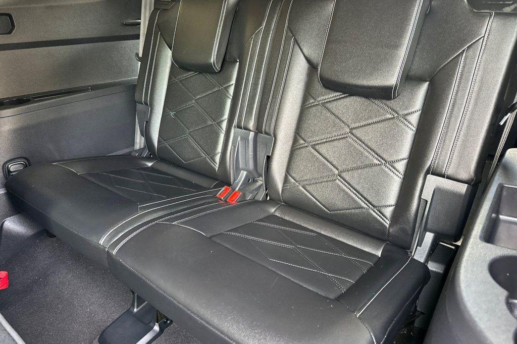 used 2024 Volkswagen Atlas car, priced at $30,000