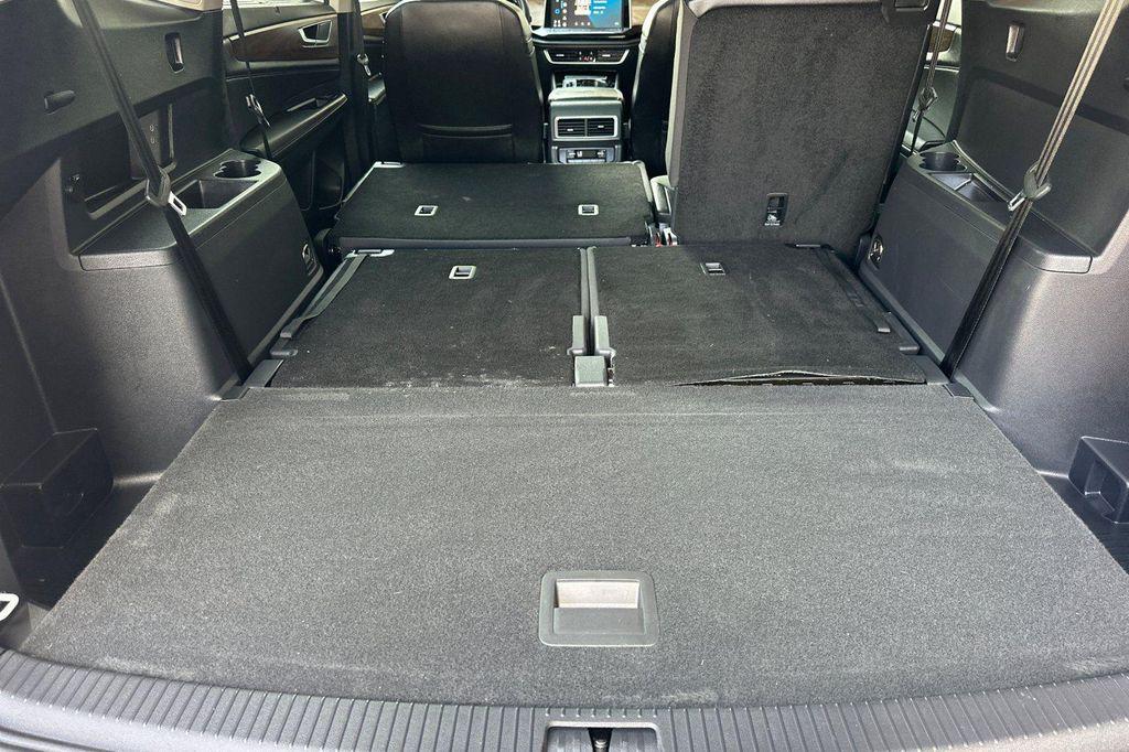 used 2024 Volkswagen Atlas car, priced at $30,000