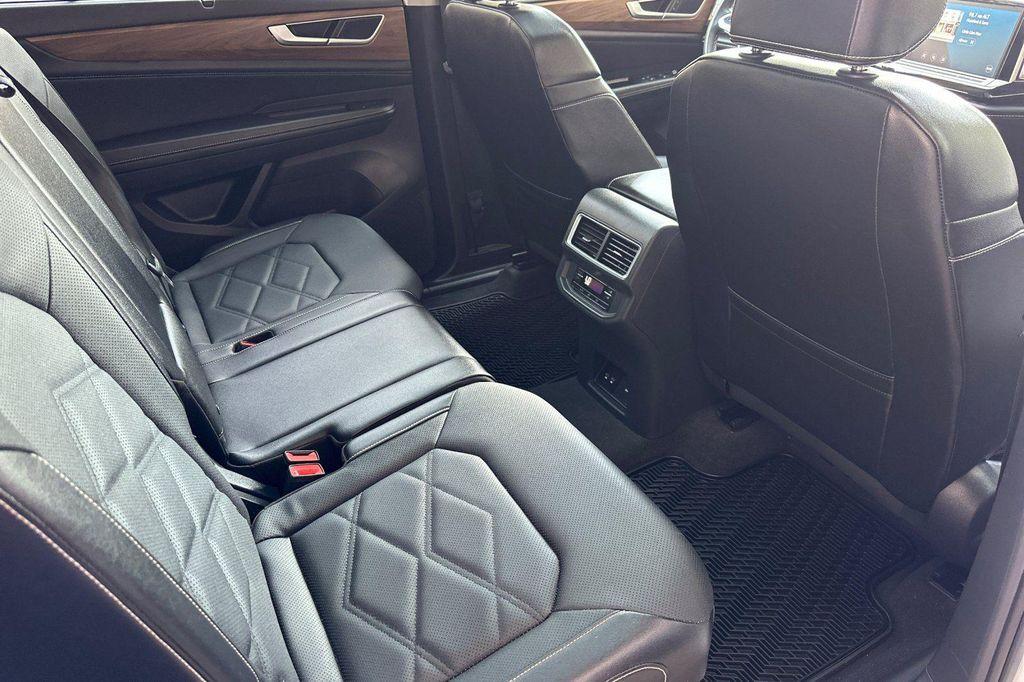 used 2024 Volkswagen Atlas car, priced at $30,000