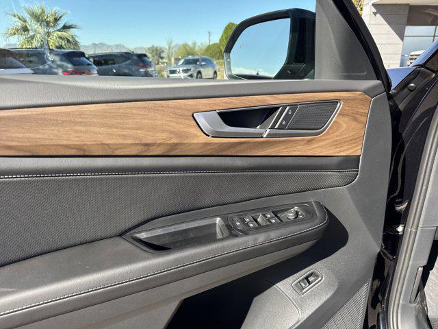 new 2026 Volkswagen Atlas car, priced at $46,729