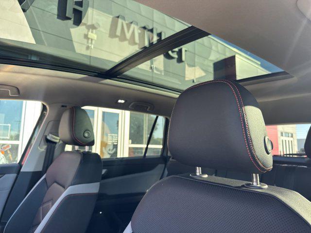 new 2026 Volkswagen Atlas car, priced at $48,022