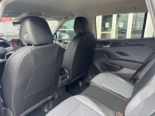 new 2026 Volkswagen Tiguan car, priced at $34,159