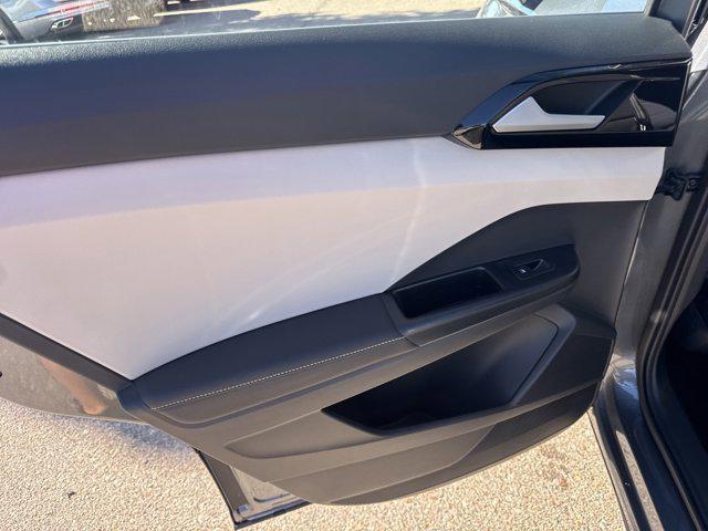 new 2026 Volkswagen Taos car, priced at $27,197