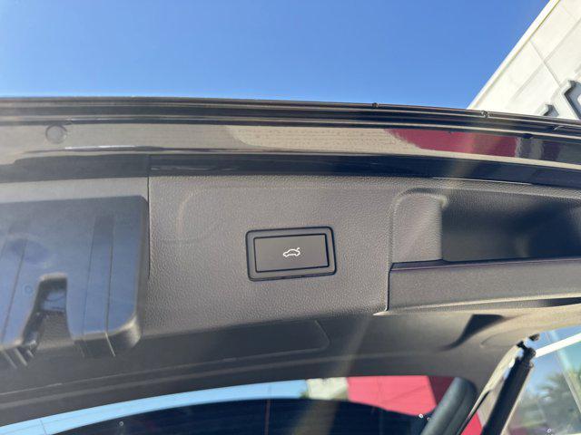 new 2026 Volkswagen Atlas car, priced at $54,589