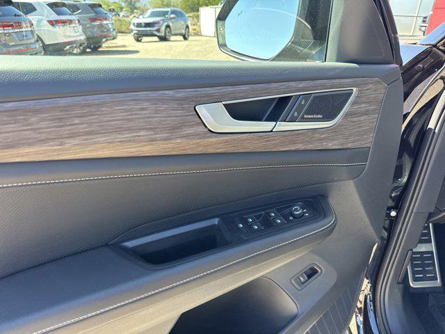 new 2026 Volkswagen Atlas car, priced at $54,589