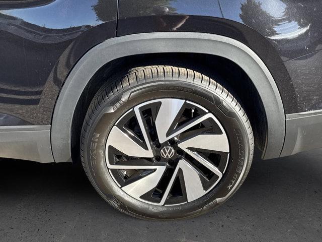 new 2026 Volkswagen Atlas car, priced at $45,279