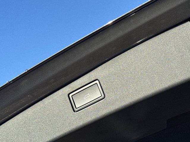 new 2025 Volkswagen Tiguan car, priced at $35,565