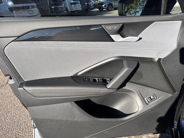 new 2025 Volkswagen Tiguan car, priced at $35,565