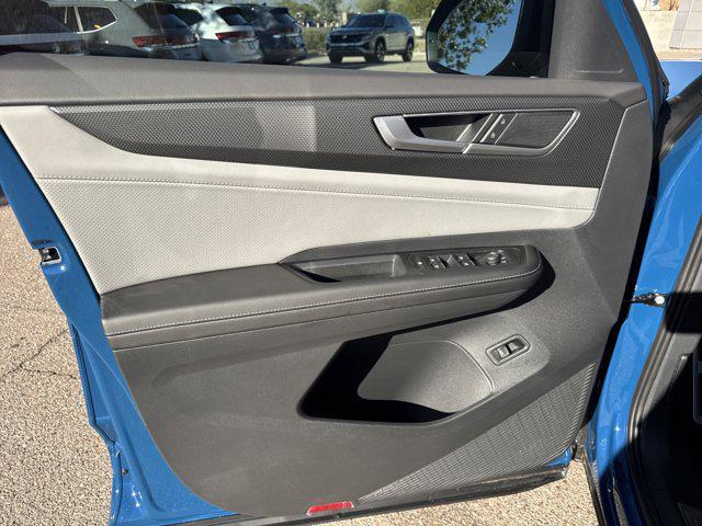 new 2026 Volkswagen Atlas Cross Sport car, priced at $50,918