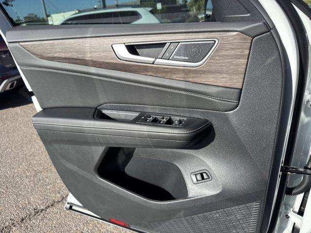 new 2026 Volkswagen Atlas car, priced at $55,222