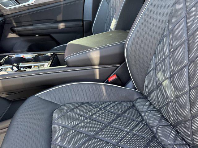 new 2026 Volkswagen Atlas car, priced at $55,222