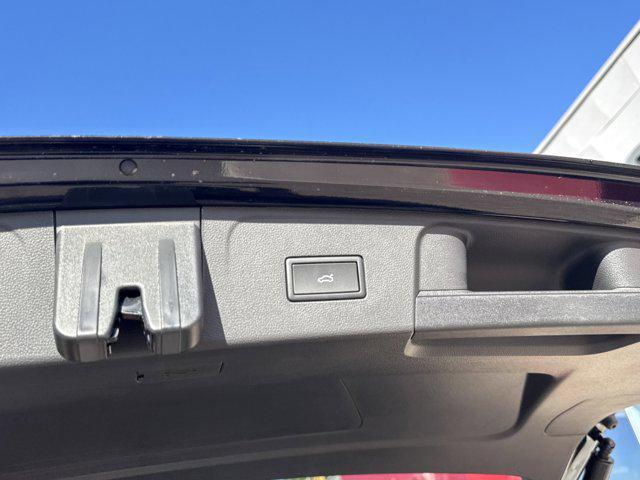 new 2026 Volkswagen Atlas car, priced at $55,383