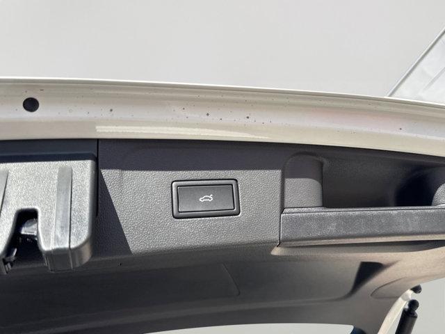 new 2026 Volkswagen Atlas car, priced at $55,235