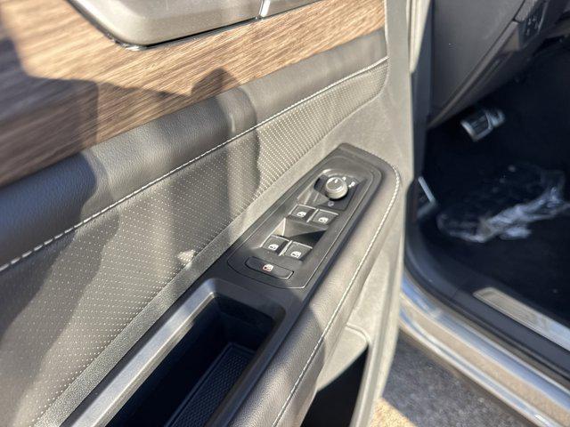 new 2026 Volkswagen Atlas car, priced at $55,383