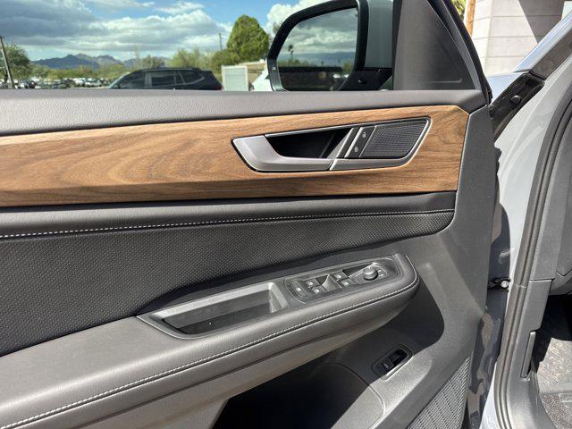 new 2026 Volkswagen Atlas car, priced at $48,296