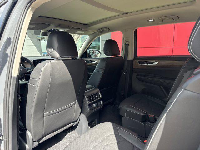 new 2026 Volkswagen Atlas car, priced at $48,296