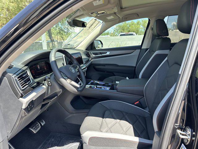 new 2025 Volkswagen Atlas car, priced at $45,913