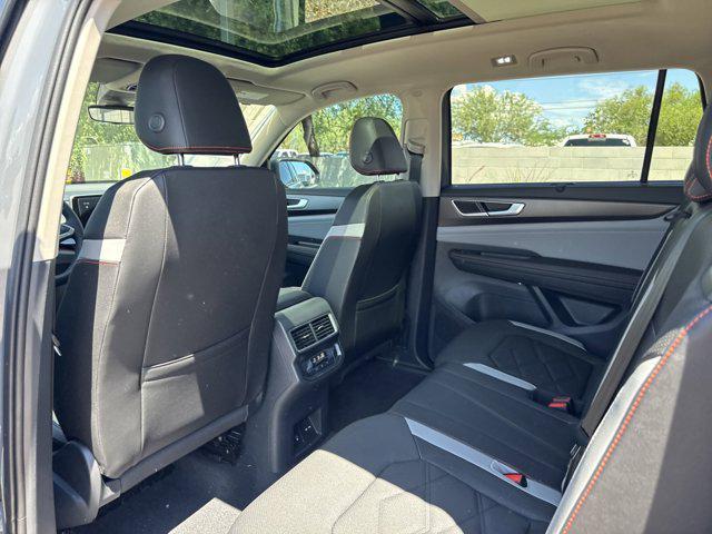 new 2025 Volkswagen Atlas car, priced at $47,228