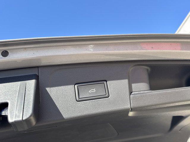 new 2026 Volkswagen Atlas car, priced at $54,785