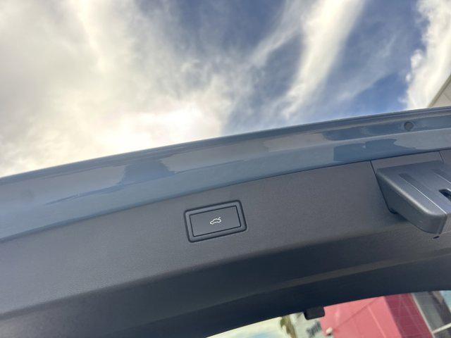 new 2026 Volkswagen Tiguan car, priced at $34,596