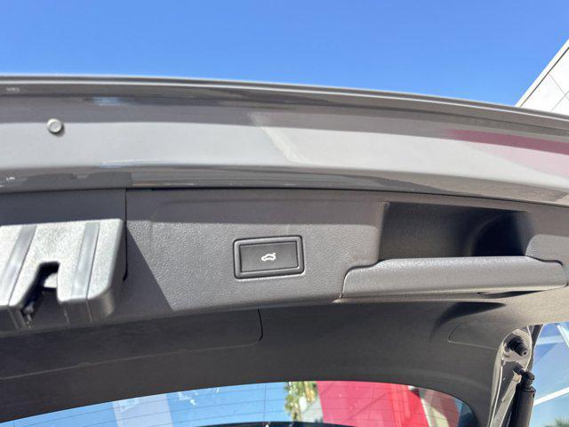 new 2026 Volkswagen Atlas Cross Sport car, priced at $51,181