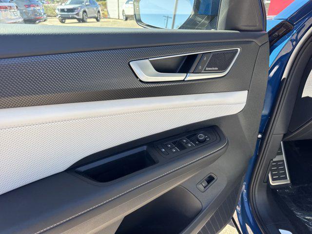 new 2026 Volkswagen Atlas Cross Sport car, priced at $53,519