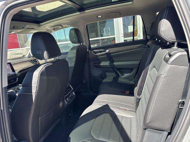 new 2026 Volkswagen Atlas car, priced at $50,151