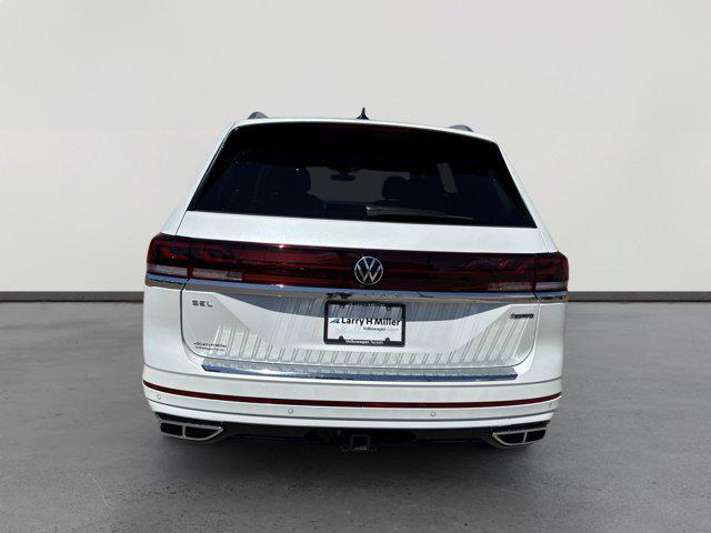 new 2025 Volkswagen Atlas car, priced at $54,107