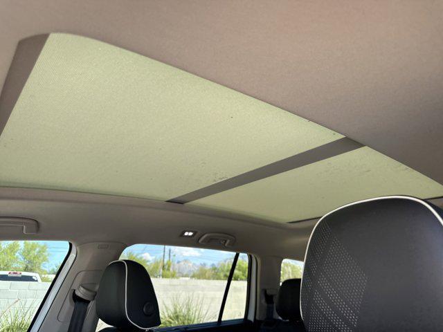 new 2025 Volkswagen Atlas car, priced at $54,107