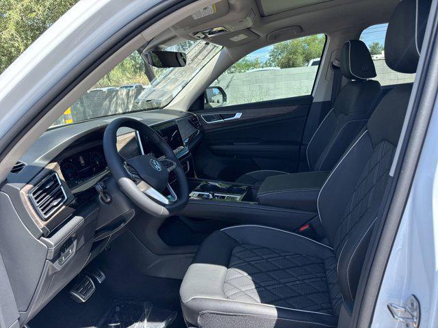 new 2025 Volkswagen Atlas car, priced at $54,107