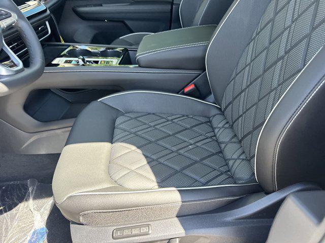 new 2025 Volkswagen Atlas car, priced at $54,107