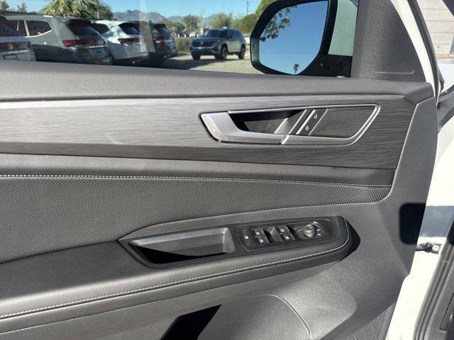 new 2026 Volkswagen Atlas Cross Sport car, priced at $40,855