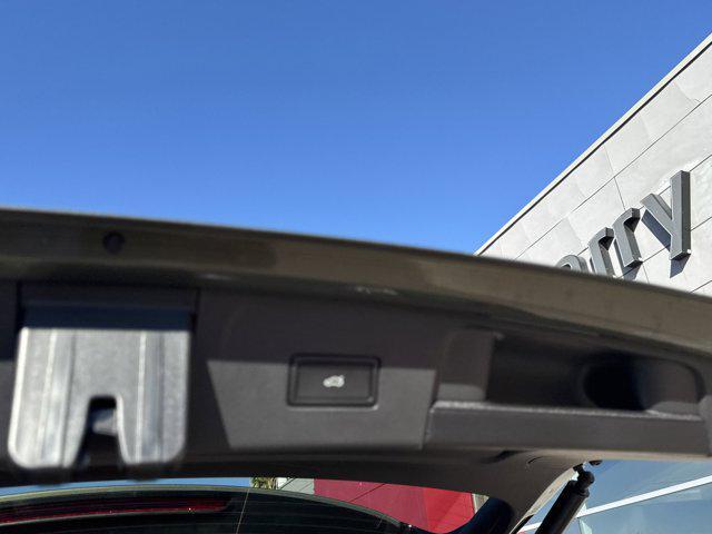 new 2026 Volkswagen Atlas car, priced at $48,427