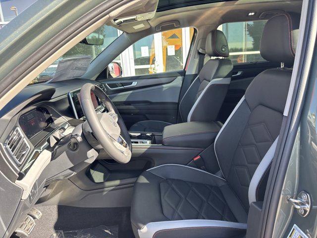 new 2026 Volkswagen Atlas car, priced at $48,427