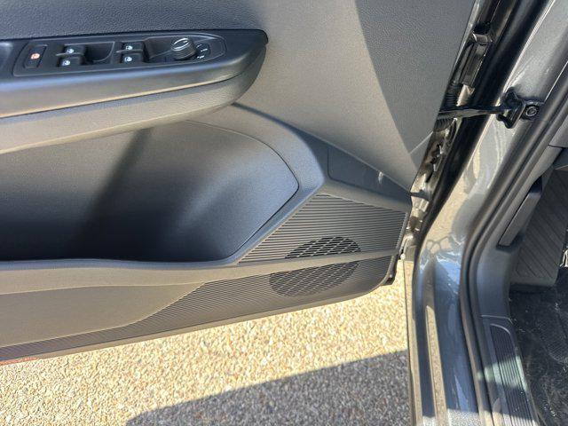 new 2026 Volkswagen Taos car, priced at $27,372