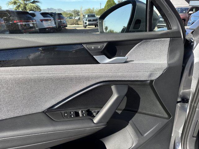 new 2026 Volkswagen Tiguan car, priced at $30,622