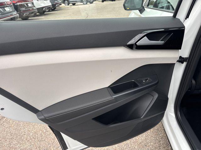 new 2026 Volkswagen Taos car, priced at $27,372