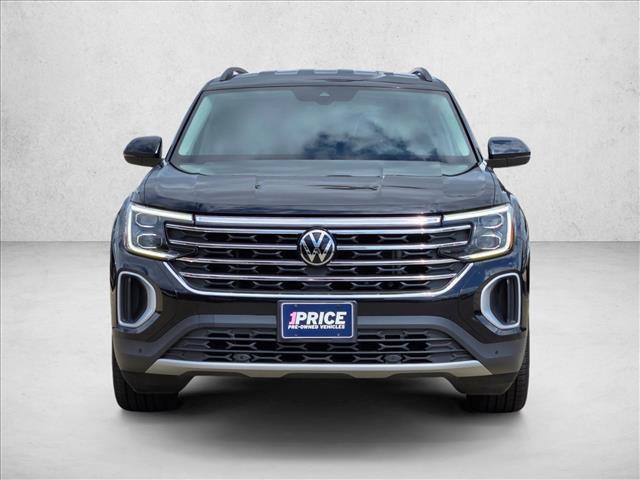 used 2024 Volkswagen Atlas car, priced at $25,220
