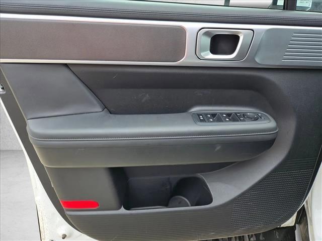 used 2025 Hyundai Santa Fe car, priced at $31,595