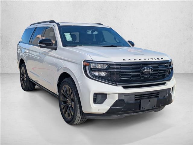 new 2025 Ford Expedition car, priced at $74,995
