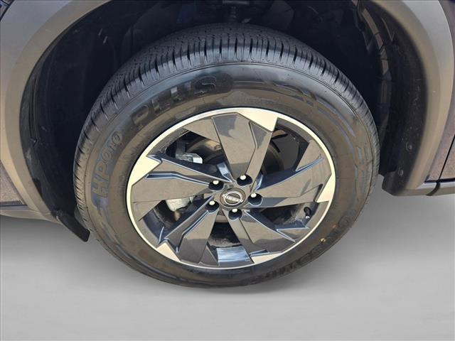 used 2025 Nissan Rogue car, priced at $21,995