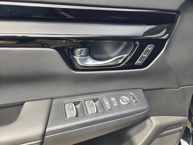 used 2025 Honda CR-V car, priced at $33,495