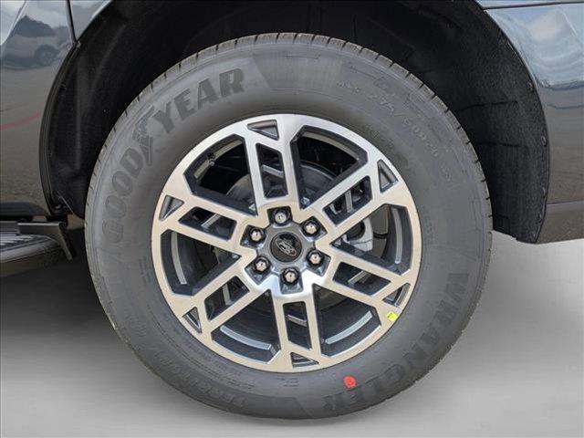 new 2025 Ford Expedition Max car, priced at $63,995